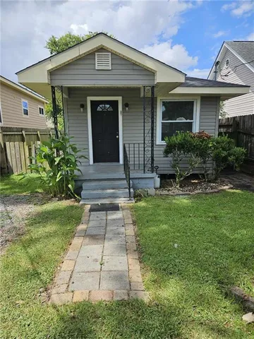 $1,725 | 116 Tullulah Avenue, River Ridge, LA 70123