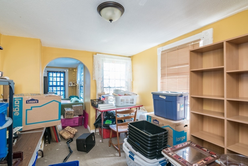 32 Randall Place Springfield, MA 01108 - Photo 12 of 34