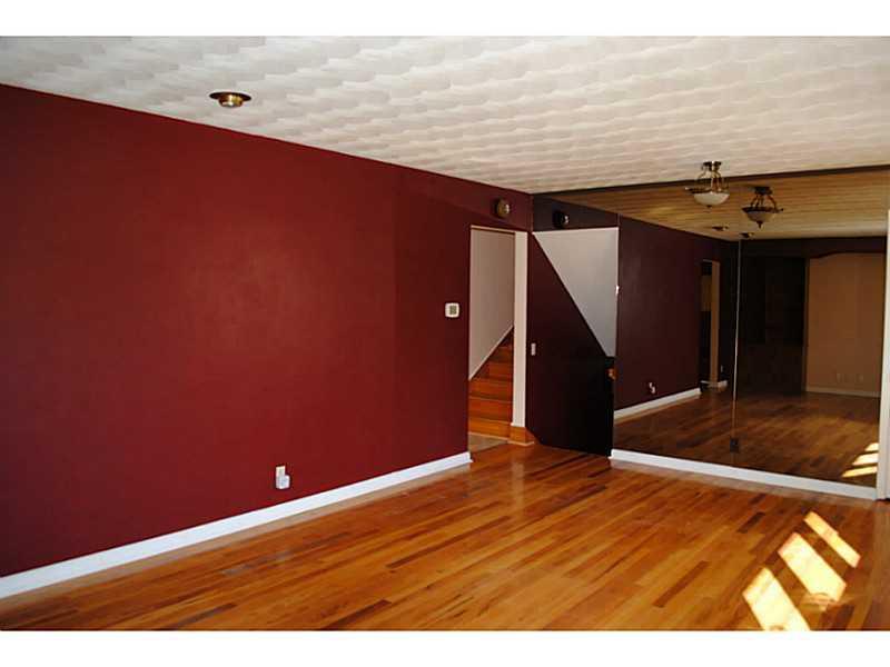 2816 Locust Drive Springfield, OH 45504 - Photo 10 of 25 Gallery Image 10