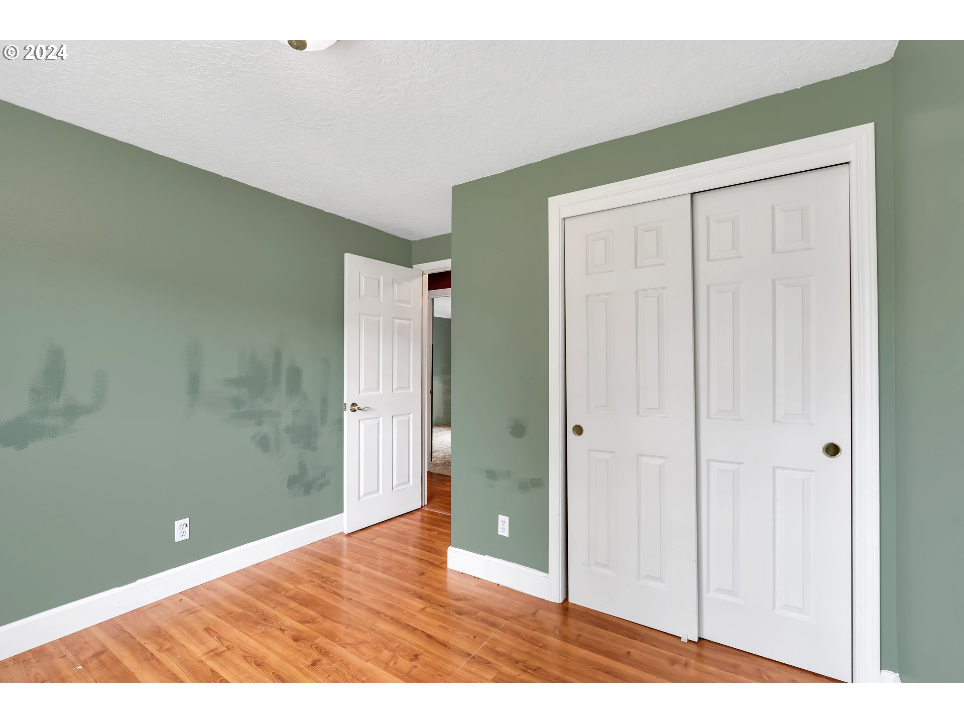 822 Olson Road Longview, WA 98632 - Photo 16 of 27 a view of an empty room