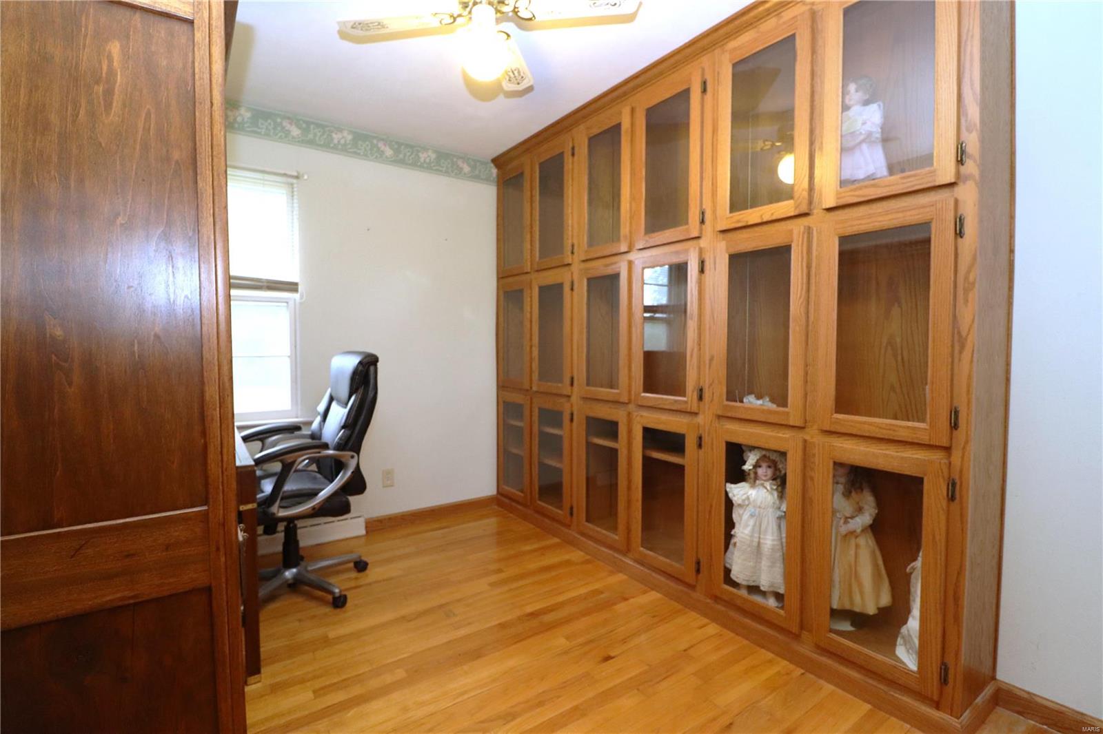 524 Thorngate Road Granite City, IL 62040 - Photo 14 of 29 Gallery Image 14