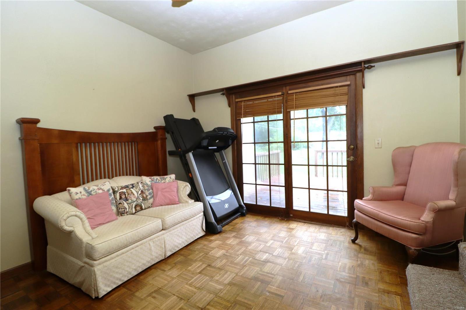 524 Thorngate Road Granite City, IL 62040 - Photo 19 of 29 Gallery Image 19