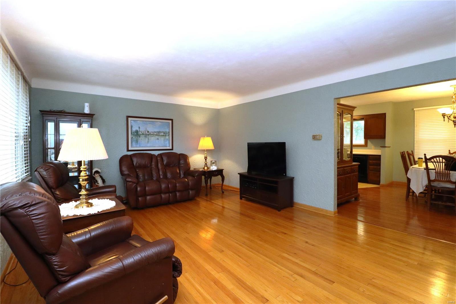 524 Thorngate Road Granite City, IL 62040 - Photo 2 of 29 Gallery Image 2