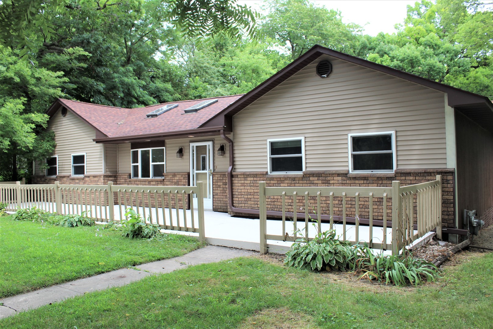 26217 Spring Grove Road Antioch, IL 60002 - Photo 1 of 33