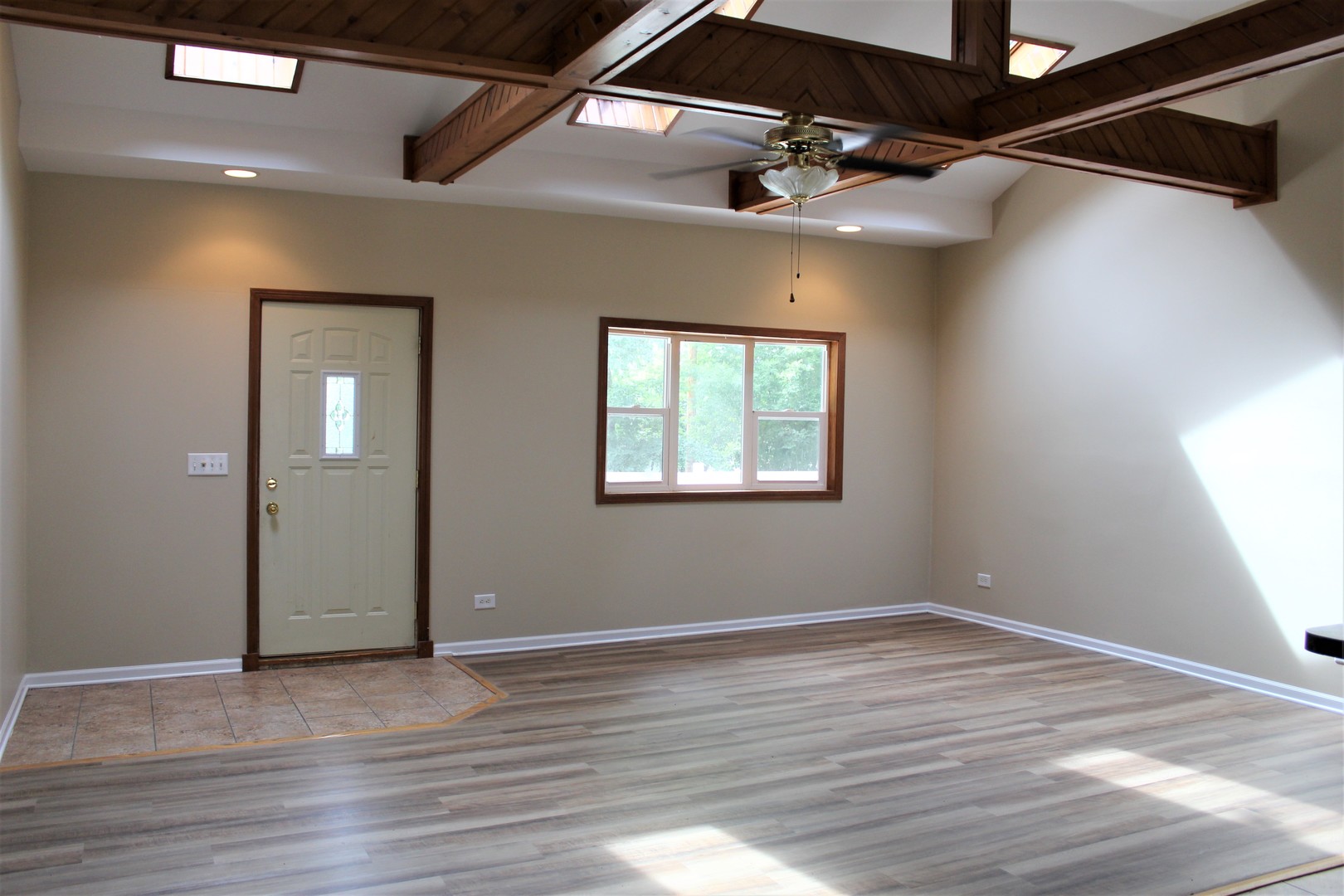 26217 Spring Grove Road Antioch, IL 60002 - Photo 11 of 33