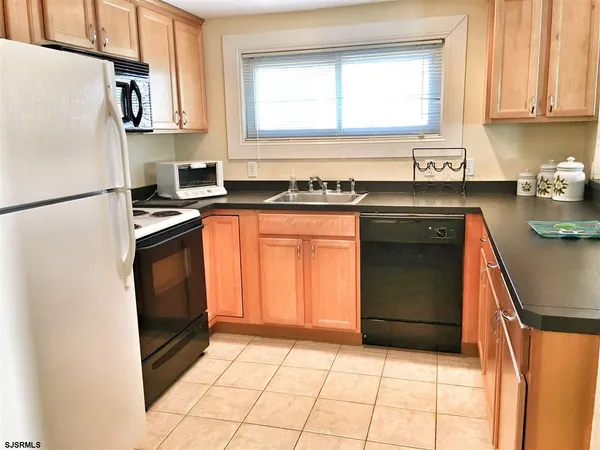 $20,000 | 316 North Vendome Avenue, Margate City, NJ 08402