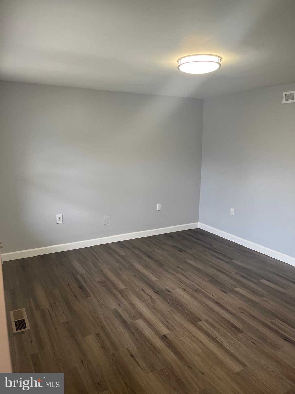 2 Rambler Court Willingboro, NJ 08046 - Photo 4 of 24 Gallery Image 4