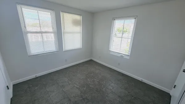 $1,999 | 914 10th Street, Unit C, West Palm Beach, FL 33401