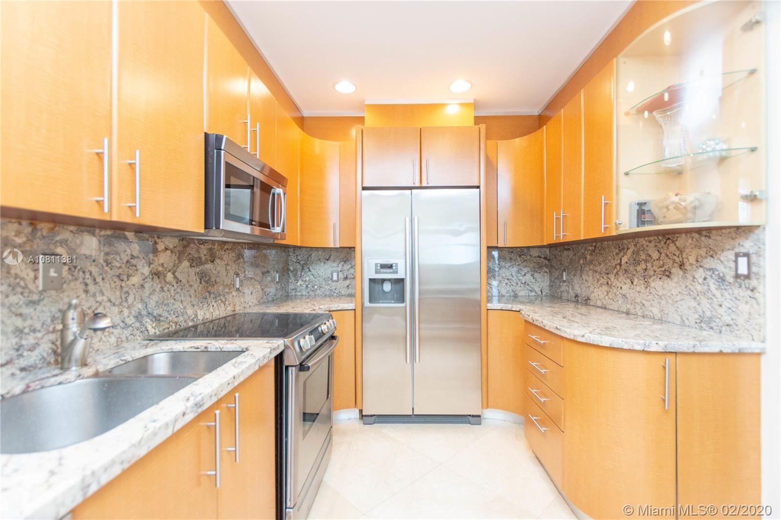 100 Bayview Drive, Unit PH07 Sunny Isles Beach, FL 33160 - Photo 16 of 36