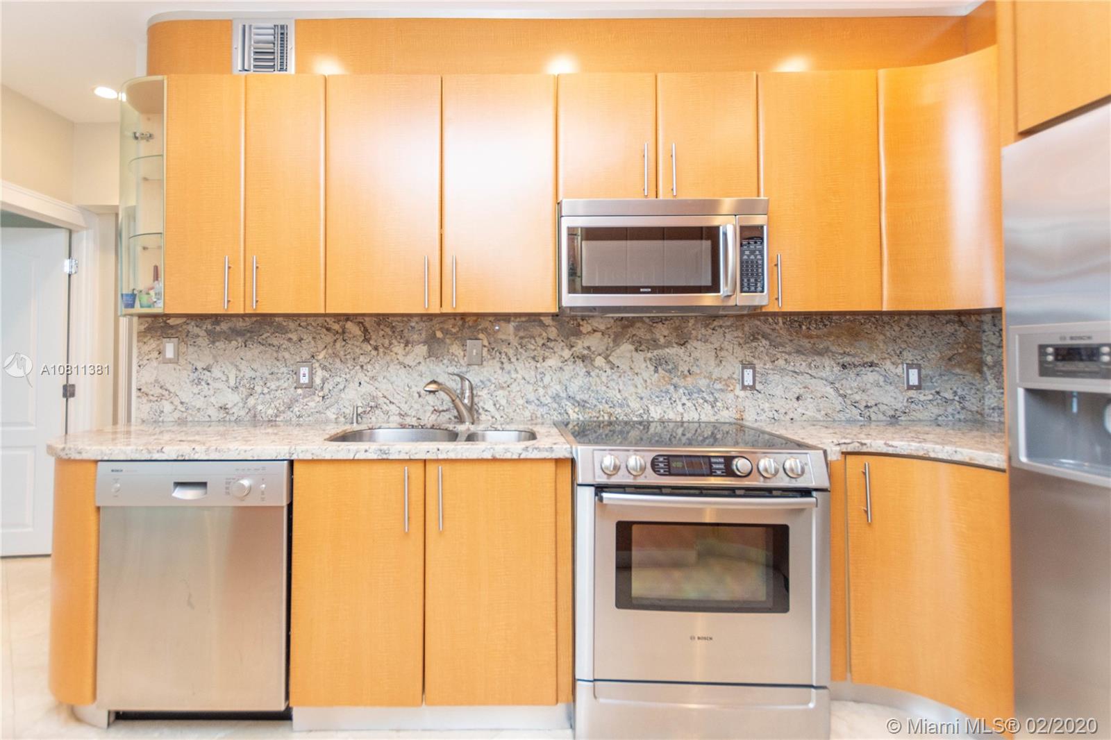 100 Bayview Drive, Unit PH07 Sunny Isles Beach, FL 33160 - Photo 18 of 36