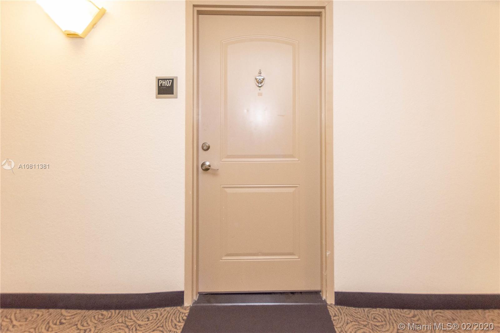 100 Bayview Drive, Unit PH07 Sunny Isles Beach, FL 33160 - Photo 29 of 36