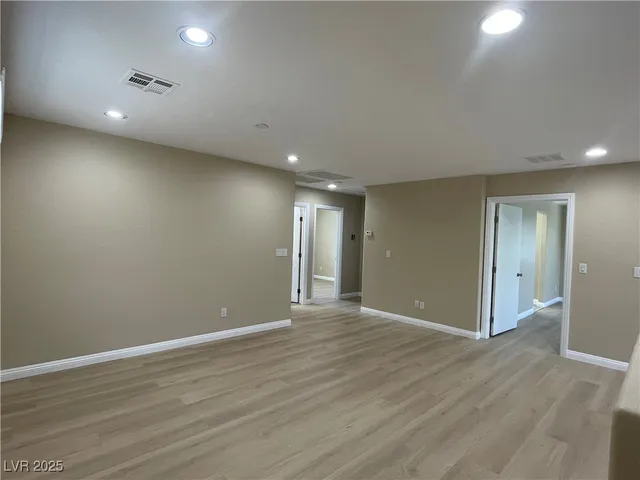 $2,200 | 5669 Sleeping Creek Street, North Las Vegas, NV 89081