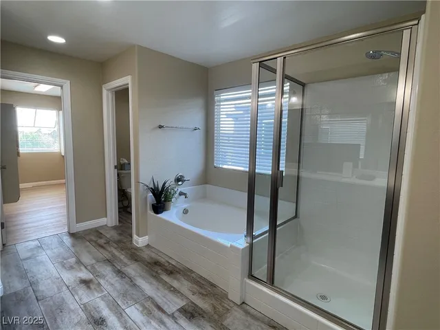 $2,200 | 5669 Sleeping Creek Street, North Las Vegas, NV 89081
