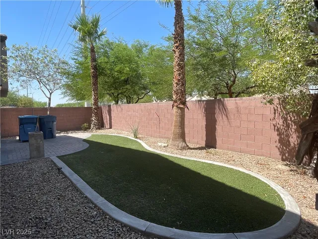 $2,200 | 5669 Sleeping Creek Street, North Las Vegas, NV 89081