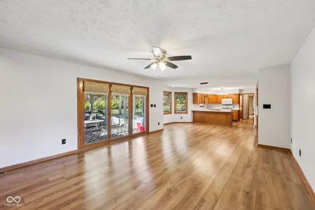 $511,500 | 2452 Whispering Way, Indianapolis, IN 46239