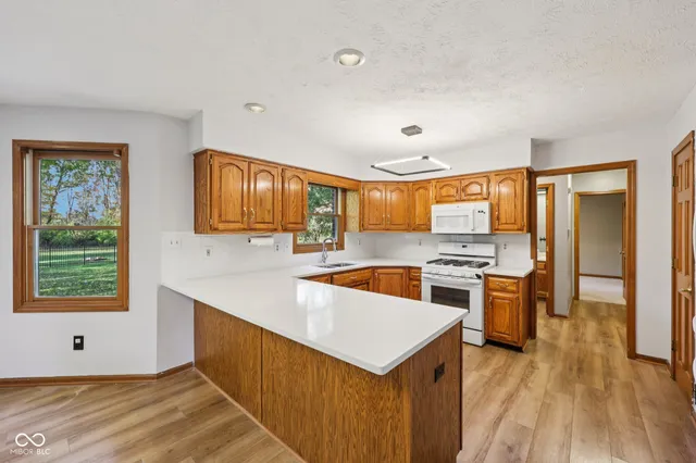 $511,500 | 2452 Whispering Way, Indianapolis, IN 46239