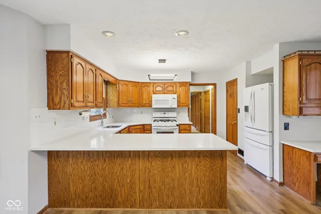 $511,500 | 2452 Whispering Way, Indianapolis, IN 46239