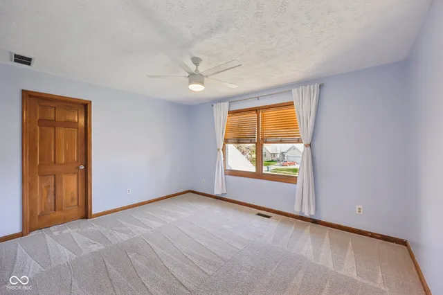 $511,500 | 2452 Whispering Way, Indianapolis, IN 46239