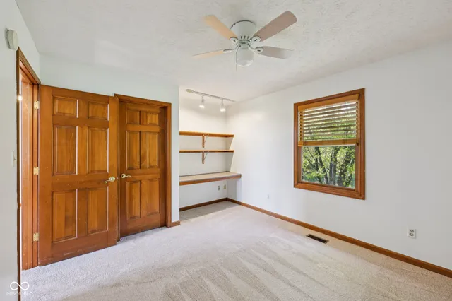 $511,500 | 2452 Whispering Way, Indianapolis, IN 46239