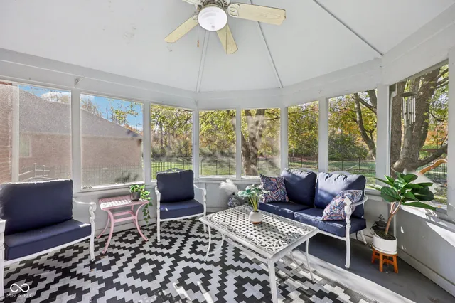 $511,500 | 2452 Whispering Way, Indianapolis, IN 46239