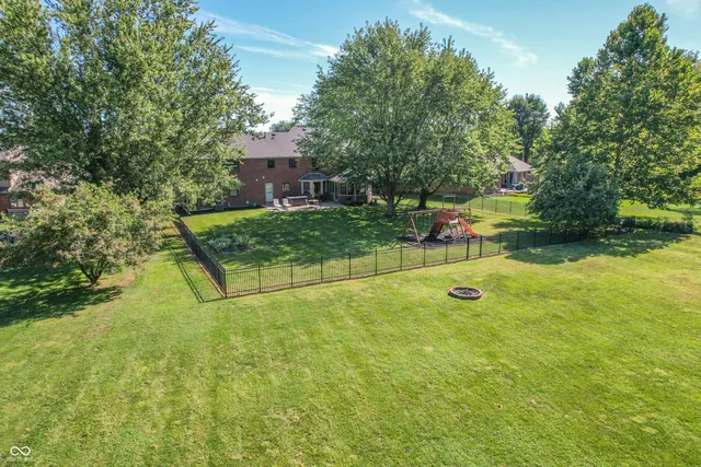 $511,500 | 2452 Whispering Way, Indianapolis, IN 46239