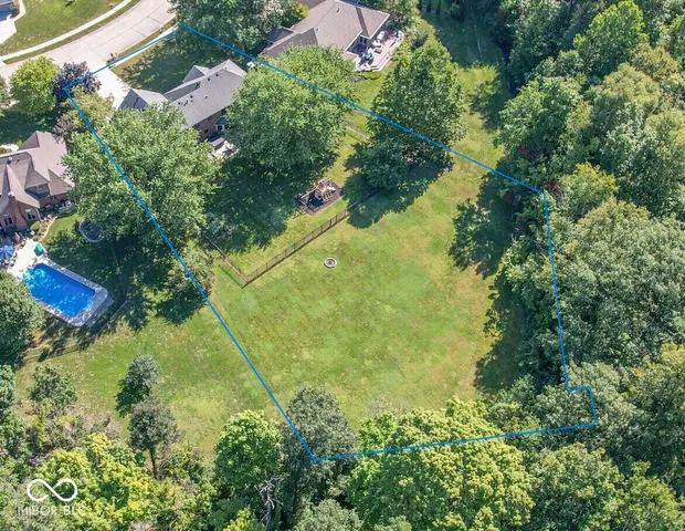 $511,500 | 2452 Whispering Way, Indianapolis, IN 46239