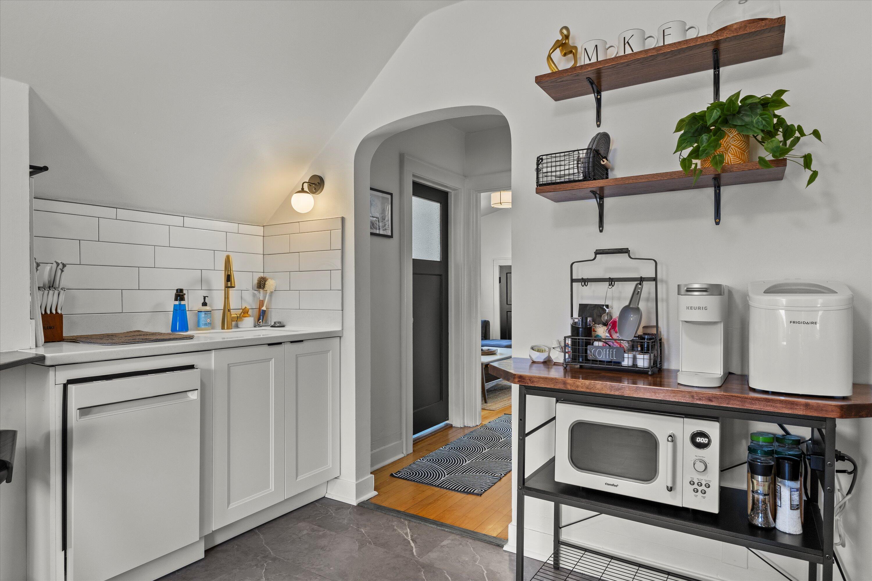 159 North 59th Street Milwaukee, WI 53213 - Photo 2 of 34 Remodeled kitchen detail with updated appliances