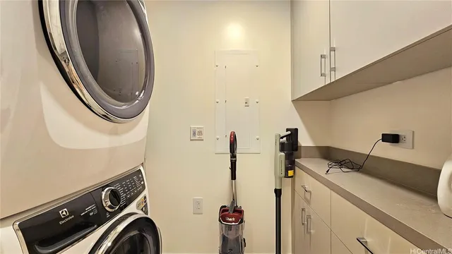 $7,700 | 1100 Ala Moana Boulevard, Unit 1909, Honolulu, HI 96814