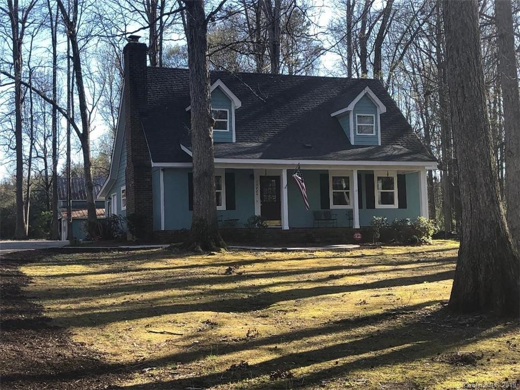 15224 Marshall Hooks Road Matthews, NC 28104 - Photo 4 of 32 Gallery Image 4