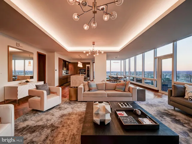 $3,675,000 | 300 International Drive, Unit 2302, Baltimore, MD 21202
