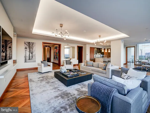 $3,675,000 | 300 International Drive, Unit 2302, Baltimore, MD 21202