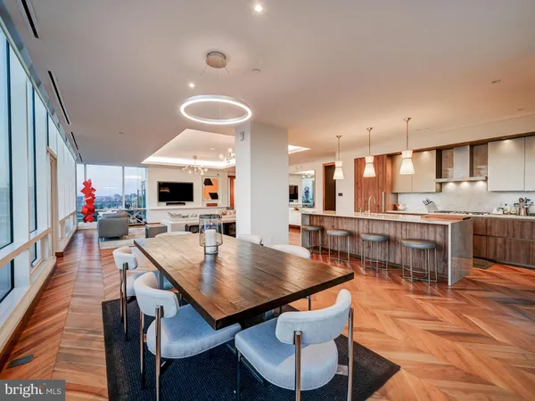 $3,675,000 | 300 International Drive, Unit 2302, Baltimore, MD 21202