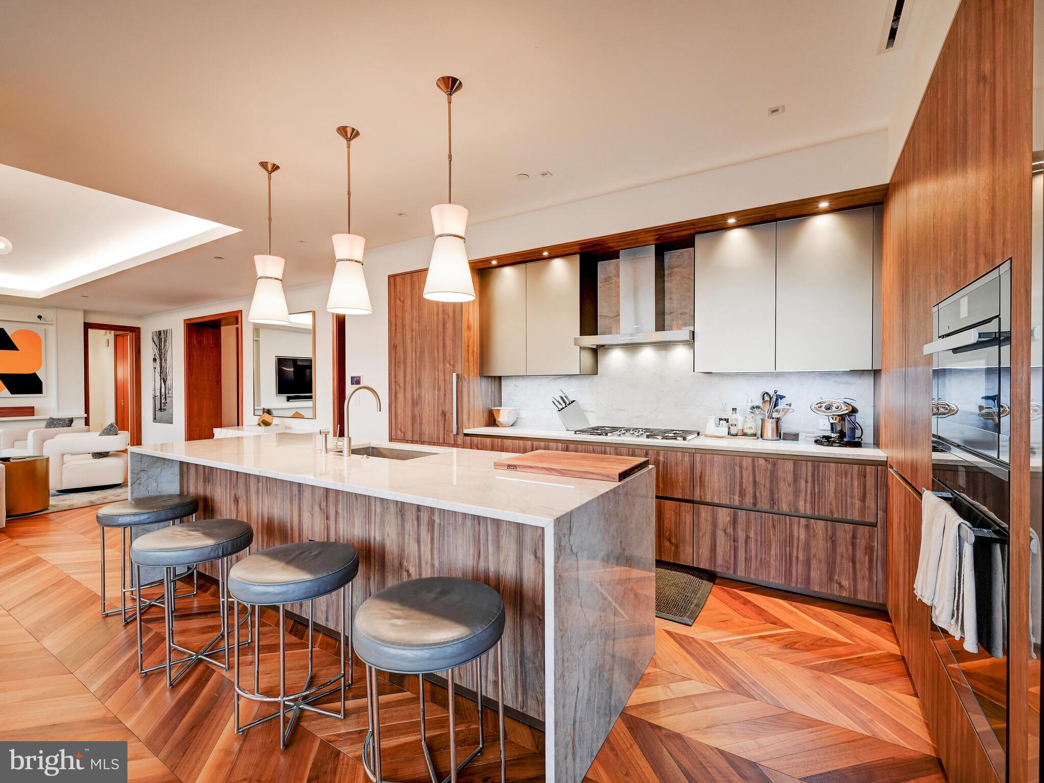 300 International Drive, Unit 2302 Baltimore, MD 21202 - Photo 41 of 91