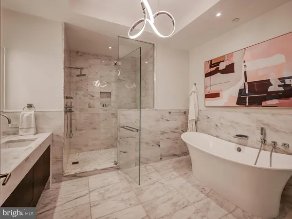$3,675,000 | 300 International Drive, Unit 2302, Baltimore, MD 21202