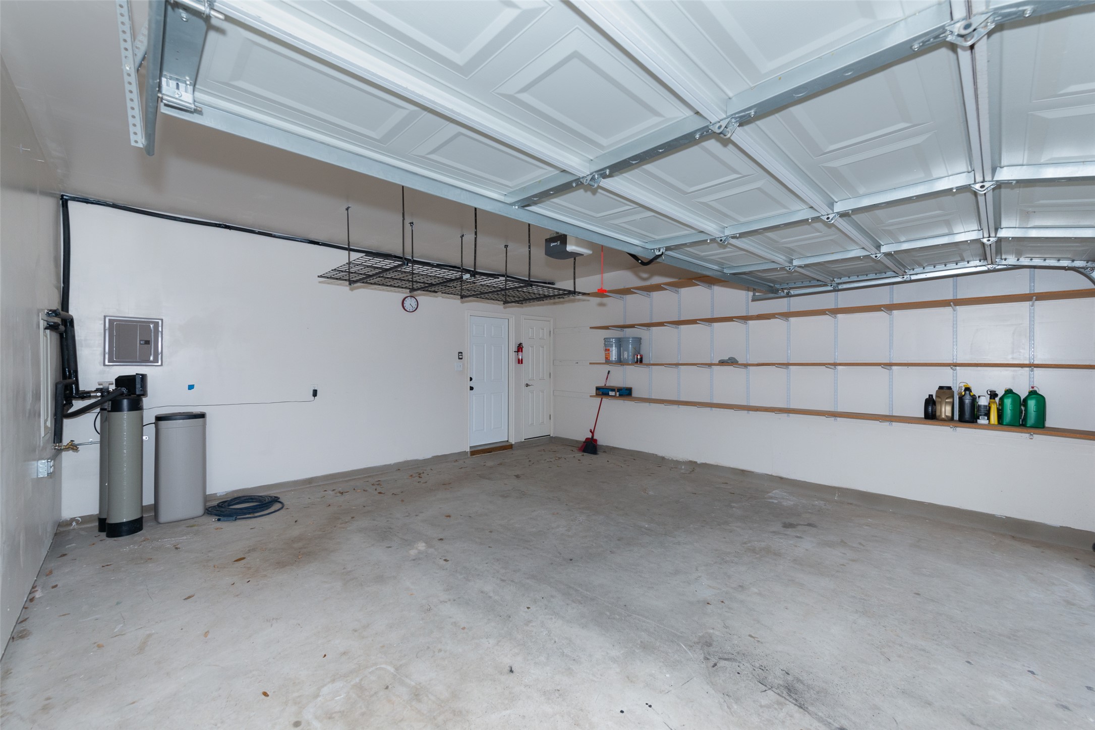 184 Tulip Cove Kyle, TX 78640 - Photo 28 of 40 a view of a garage