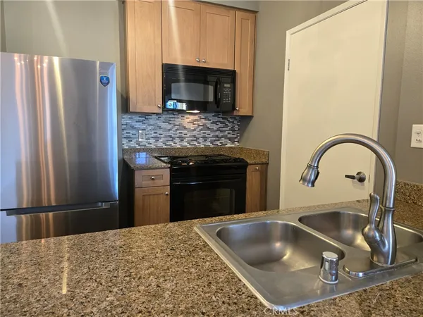 $679,000 | 388 East Ocean Boulevard, Unit 501, Long Beach, CA 90802