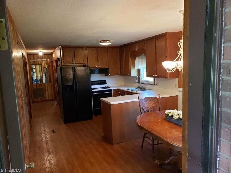 3064 Creasey Chapel Road Stuart, VA 24171 - Photo 6 of 28