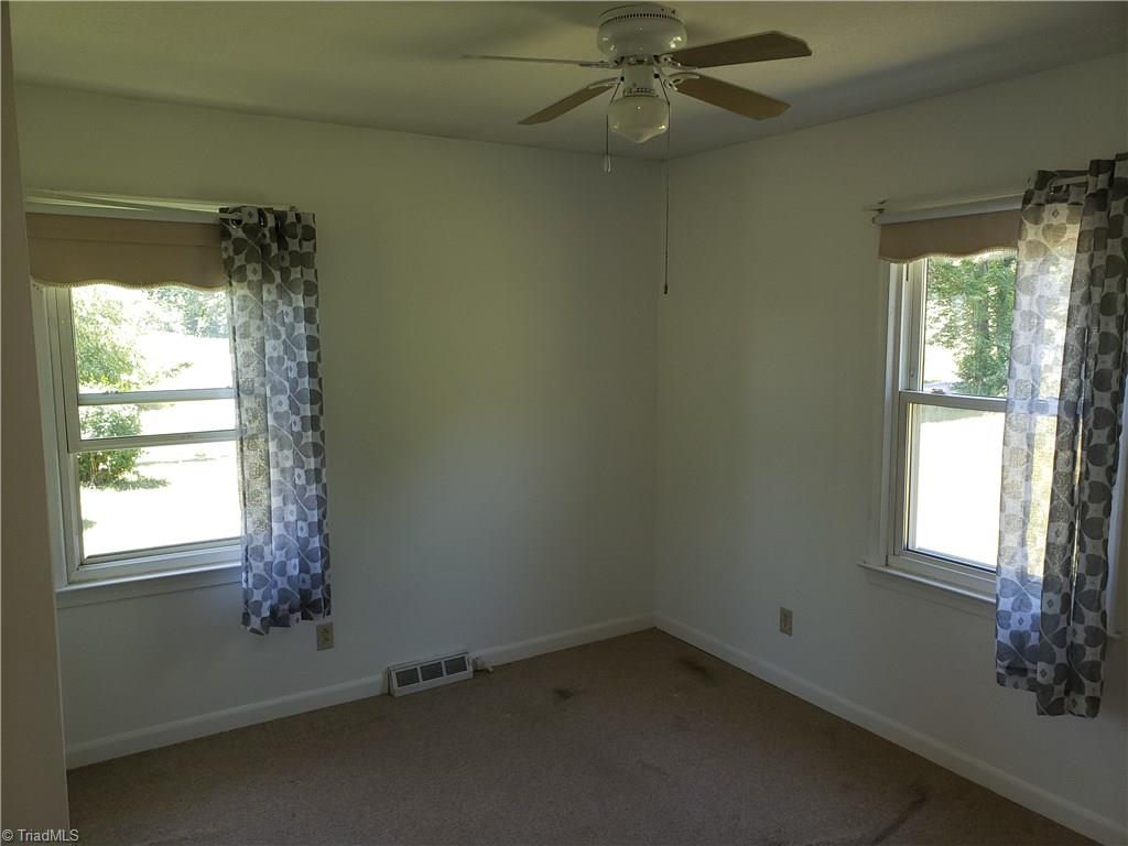 3064 Creasey Chapel Road Stuart, VA 24171 - Photo 10 of 28