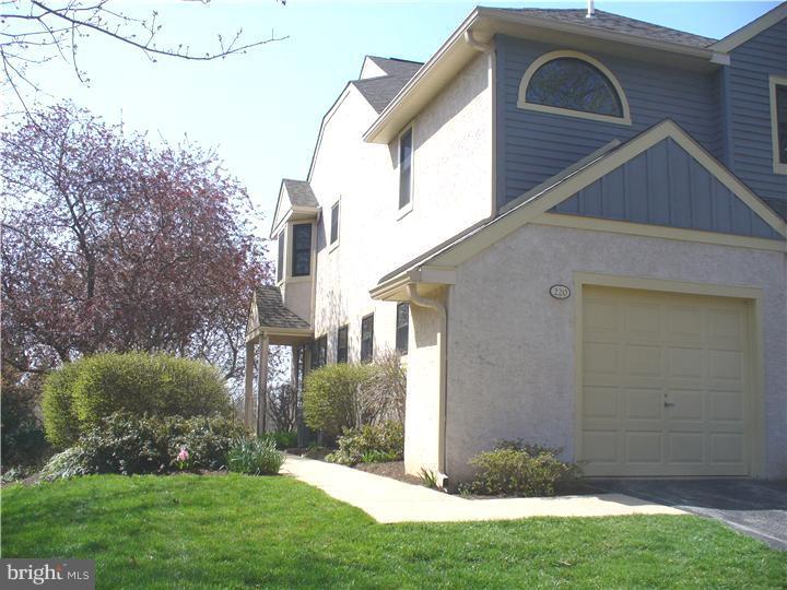 220 Yorkminster Road West Chester, PA 19382 - Photo 3 of 19 Exterior Side