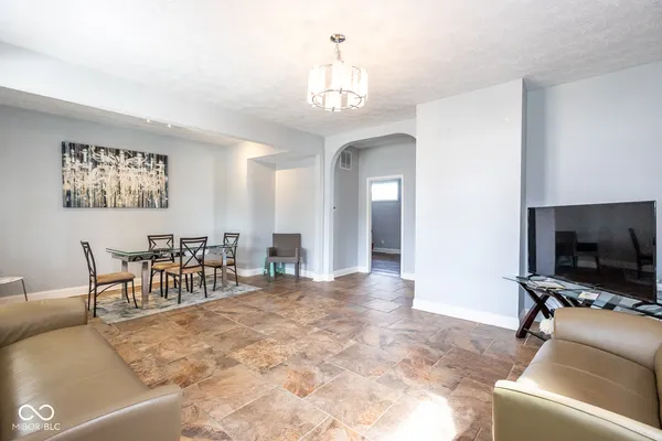 $495,000 | 1231 South Meridian Street, Indianapolis, IN 46225