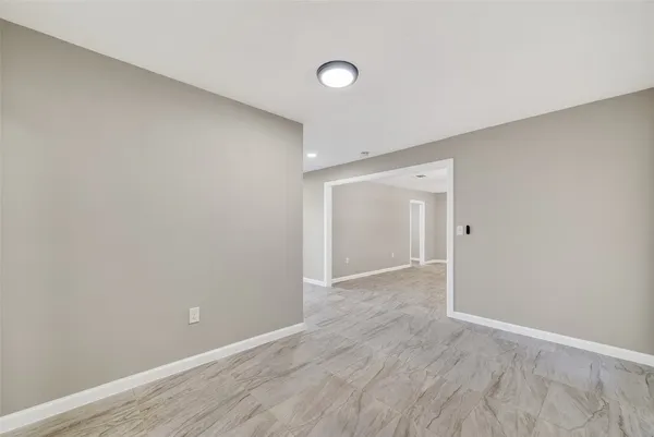 $230,000 | 7814 Pin Oak Drive, Alvin, TX 77511