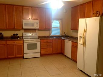 534 Magoffin Road St. Louis, MO 63129 - Photo 5 of 11 Gallery Image 5