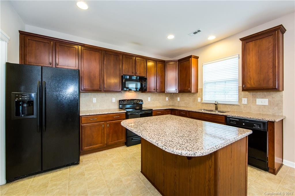 16108 Raptor Court Charlotte, NC 28278 - Photo 12 of 24