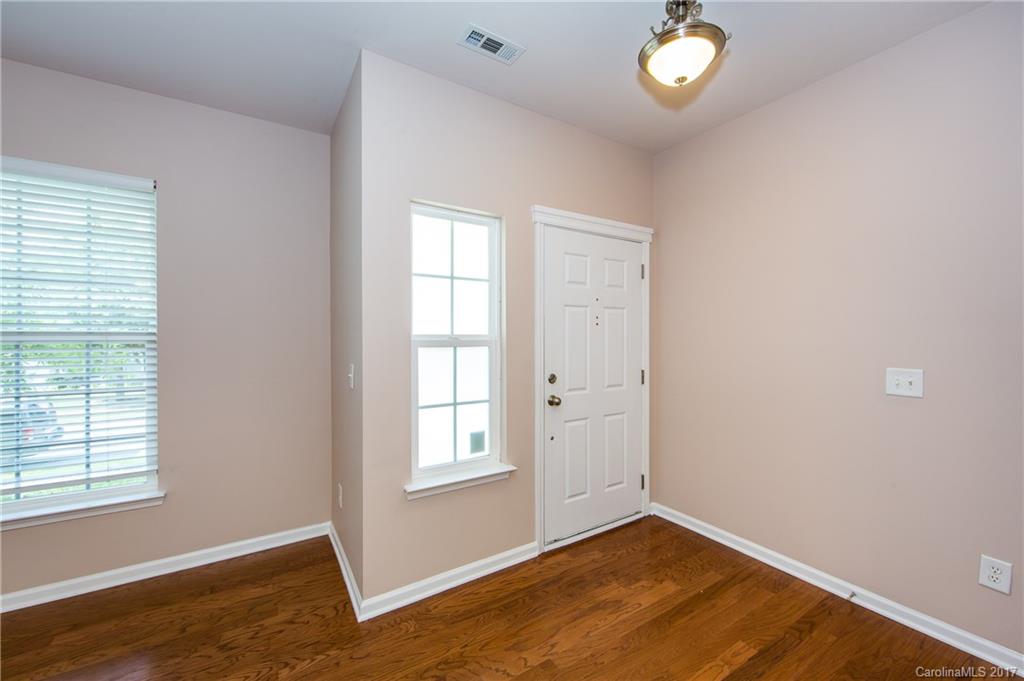 16108 Raptor Court Charlotte, NC 28278 - Photo 3 of 24