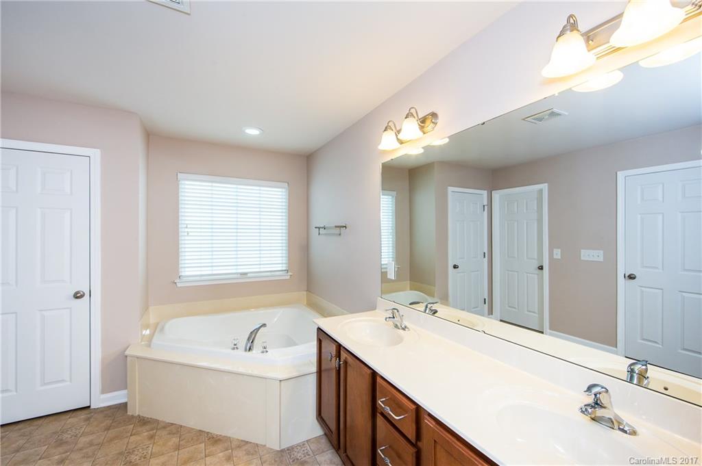 16108 Raptor Court Charlotte, NC 28278 - Photo 21 of 24