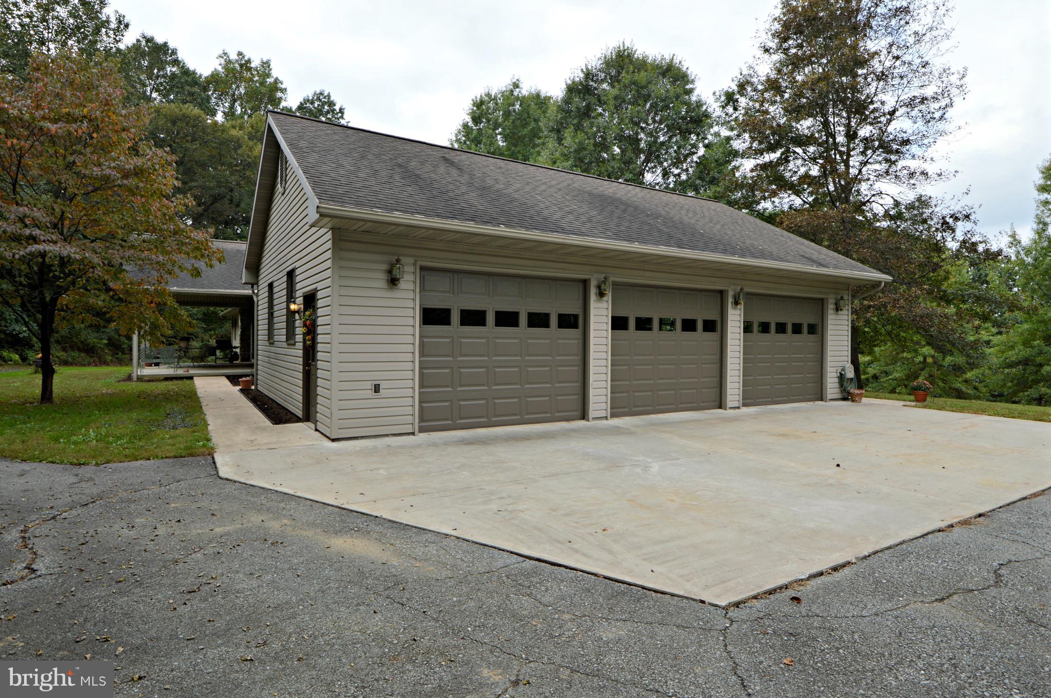 195 Franklin Road Columbia, PA 17512 - Photo 4 of 50 Gallery Image 4