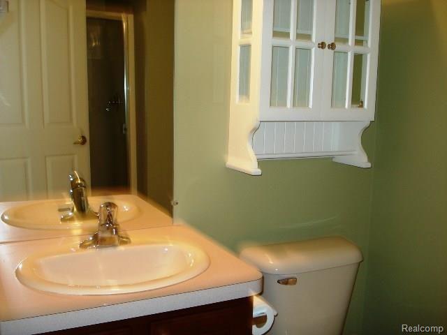753 Bliss Drive Rochester, MI 48307 - Photo 9 of 20