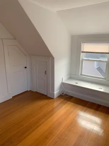 $2,900 | 7 Abbott Street, Unit 2, Wellesley, MA 02482