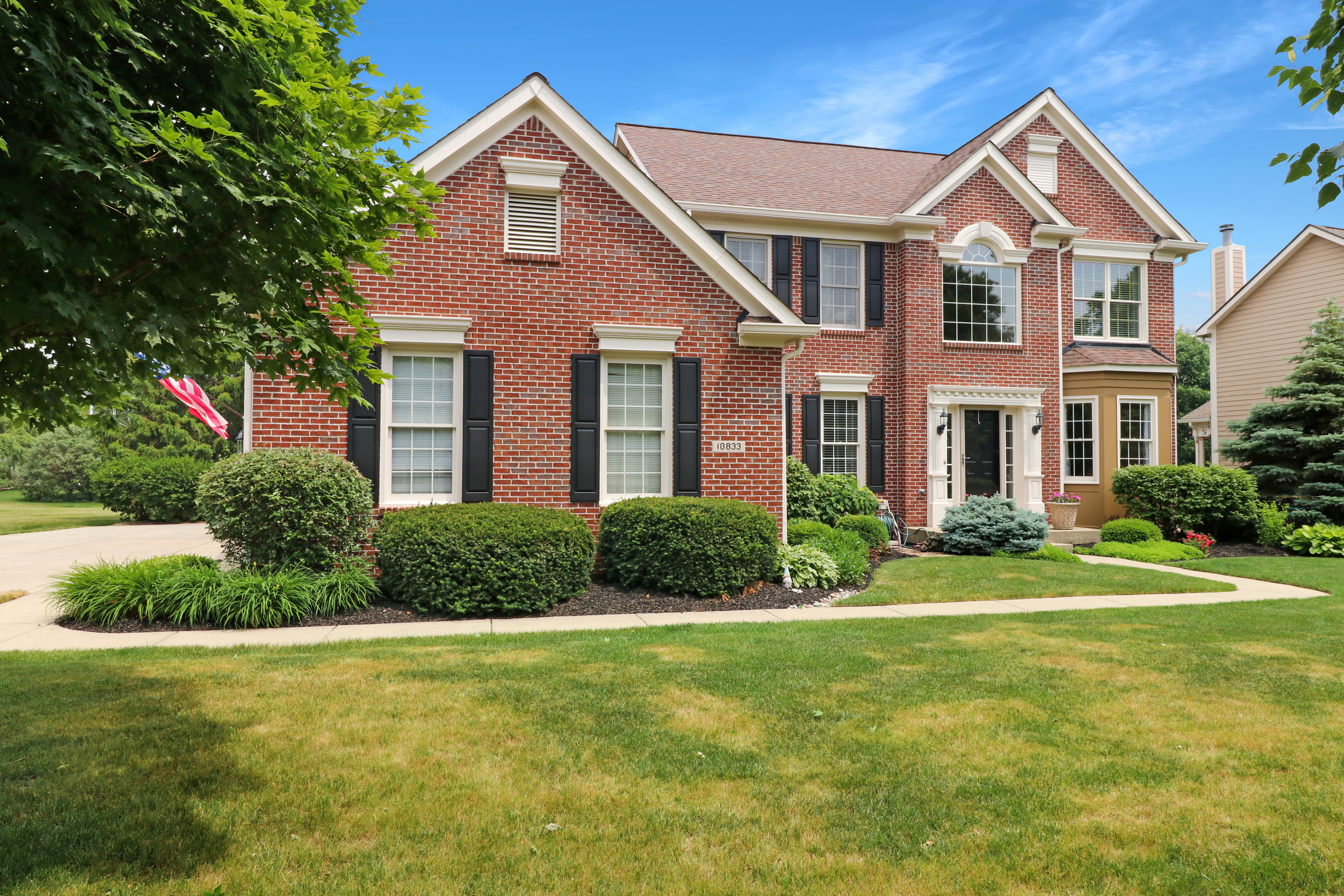 10833 Windermere Boulevard Fishers, IN 46037 - Photo 2 of 37