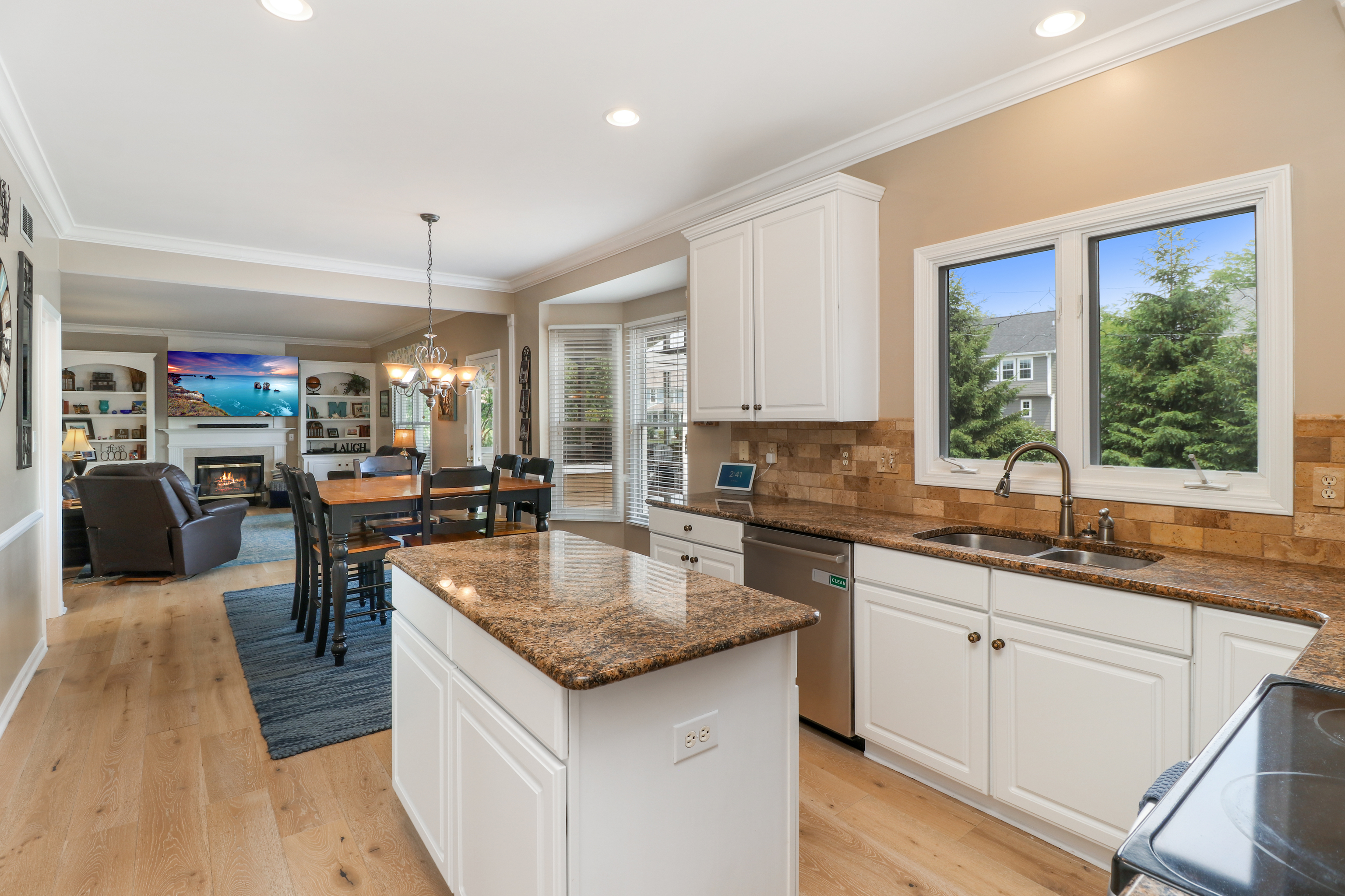 10833 Windermere Boulevard Fishers, IN 46037 - Photo 9 of 37